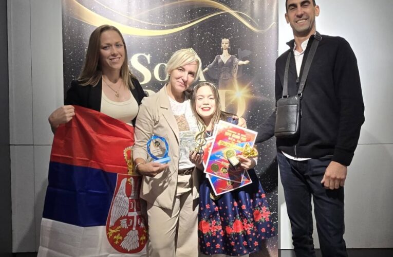 Златни гласови младих Српкиња освајају међународне фестивале